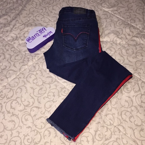 Girls Levis Jeans - Picture 1 of 8